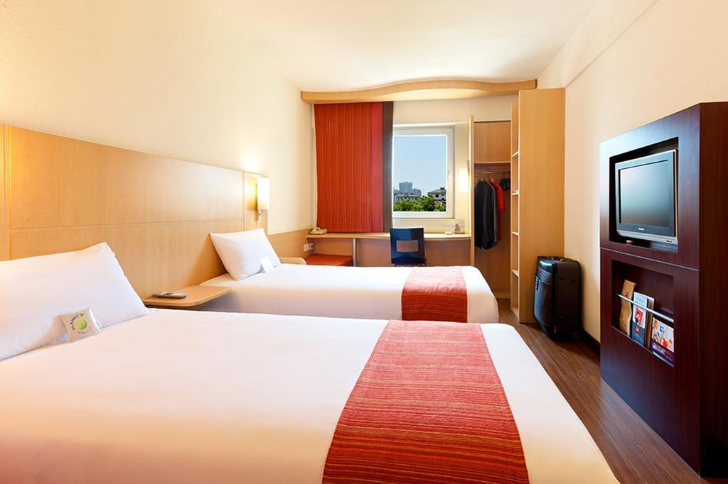 Ibis Ningbo Qianhu Plaza Hotel Luaran gambar