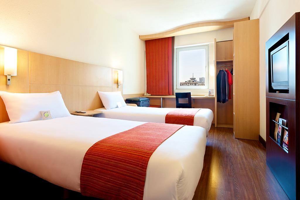 Ibis Ningbo Qianhu Plaza Hotel Luaran gambar