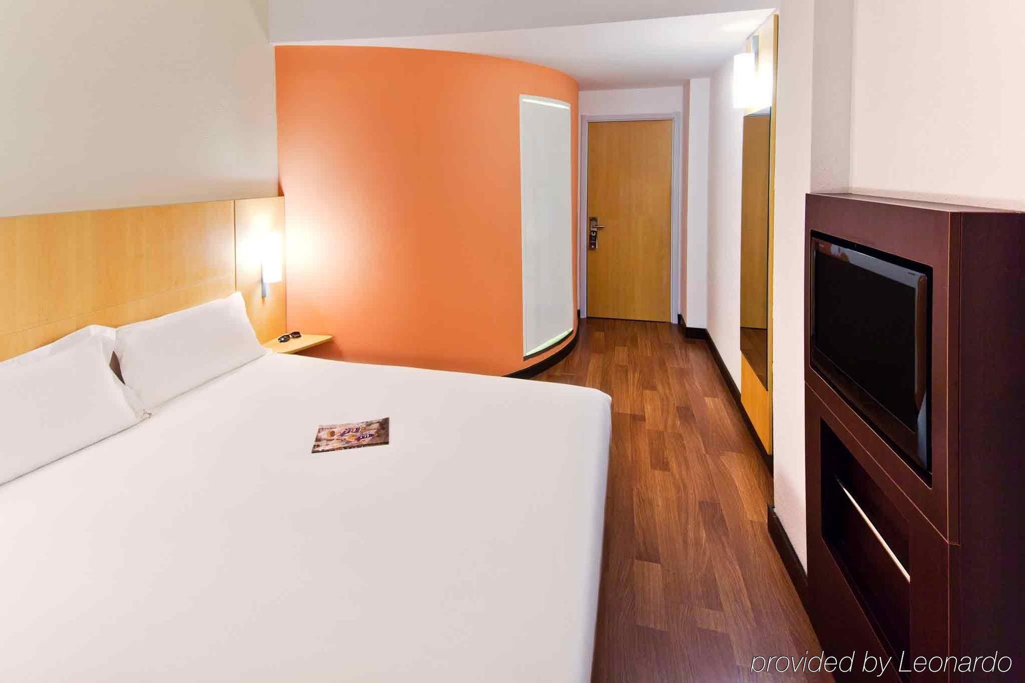 Ibis Ningbo Qianhu Plaza Hotel Luaran gambar