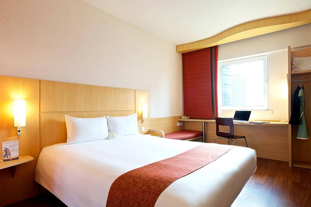 Ibis Ningbo Qianhu Plaza Hotel Luaran gambar