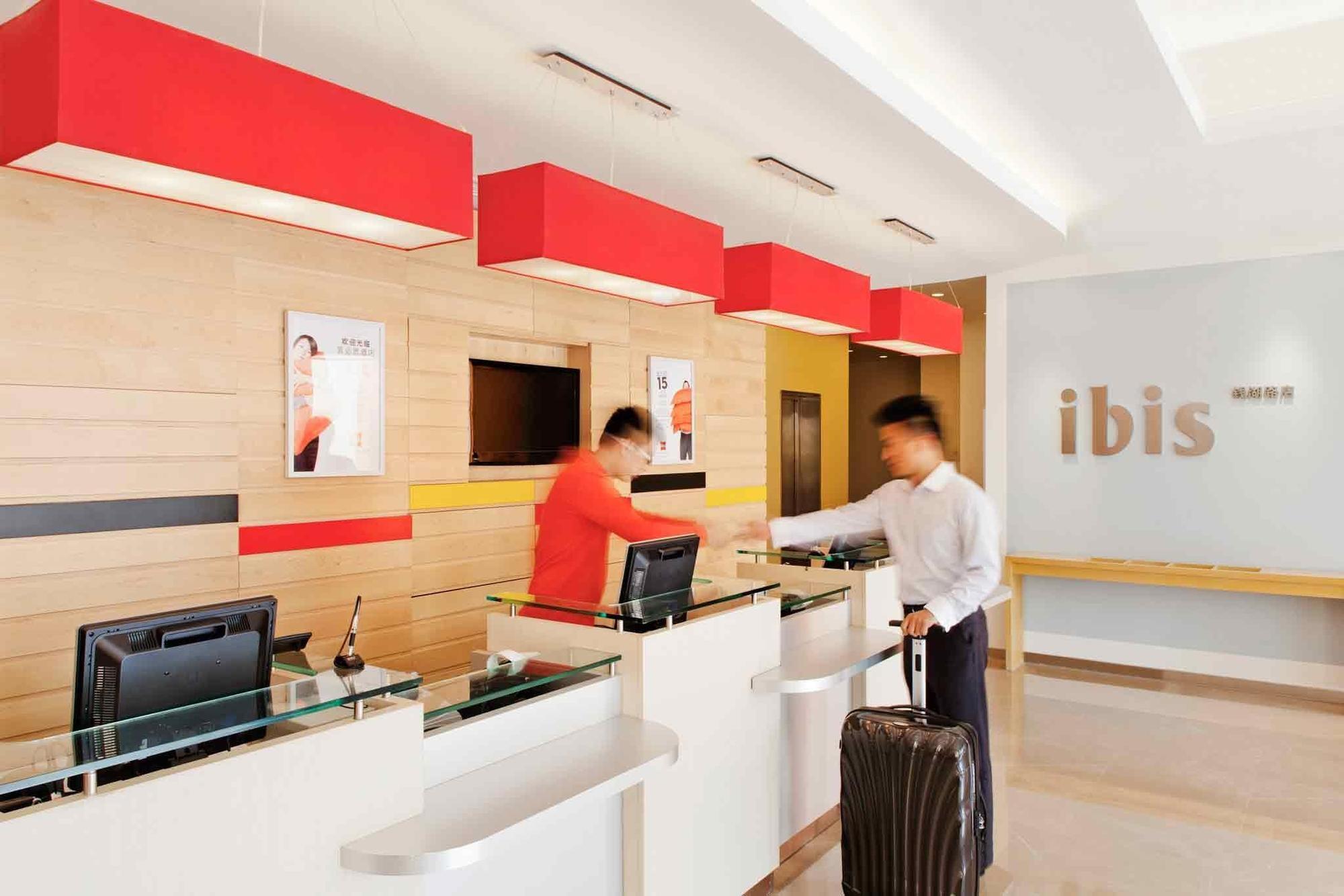Ibis Ningbo Qianhu Plaza Hotel Luaran gambar
