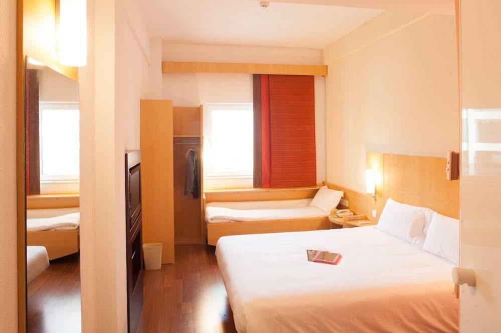 Ibis Ningbo Qianhu Plaza Hotel Luaran gambar