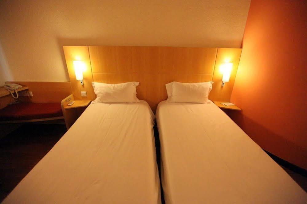 Ibis Ningbo Qianhu Plaza Hotel Luaran gambar